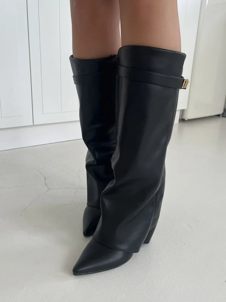 ÉLARA BOOTS